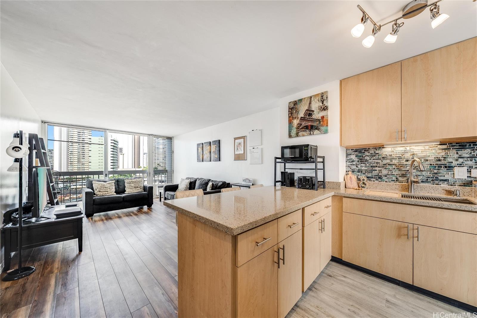 Plumeria Hale condo # 802, Honolulu, Hawaii - photo 7 of 25