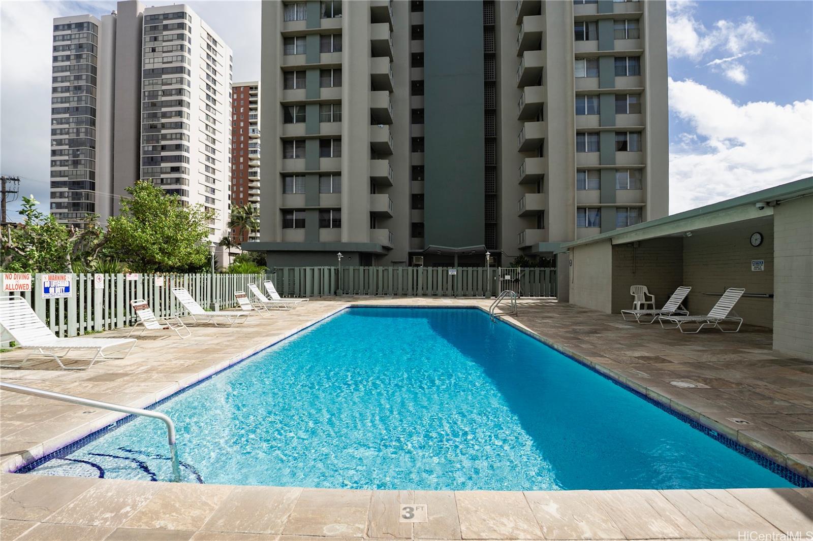 2637 Kuilei St Honolulu - Rental - photo 17 of 25