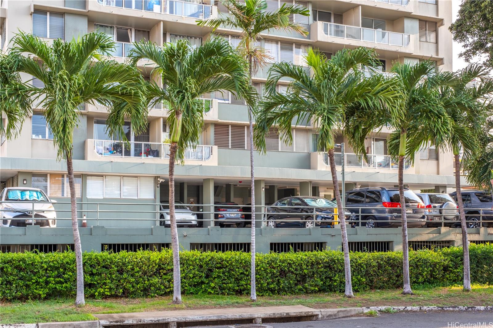 Hono Hale Towers condo # A111, Honolulu, Hawaii - photo 19 of 22