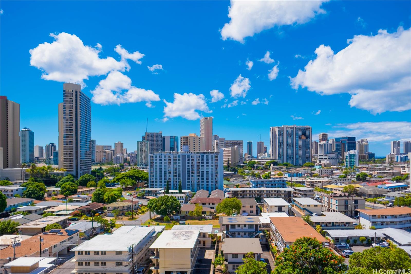 Hono Hale Towers condo # A111, Honolulu, Hawaii - photo 20 of 22