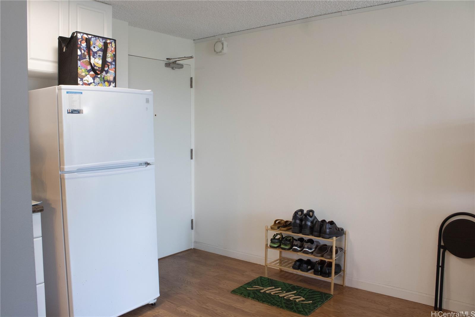 Hono Hale Towers condo # A53, Honolulu, Hawaii - photo 18 of 25