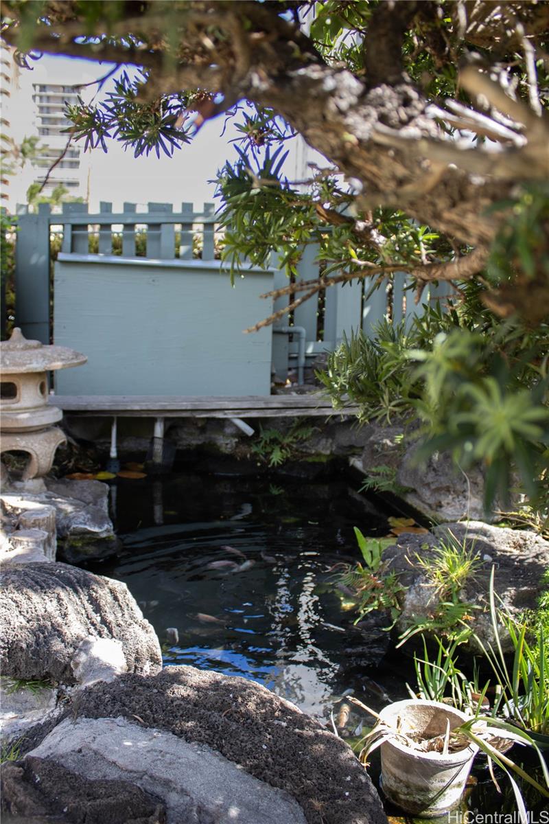 Hono Hale Towers condo # A53, Honolulu, Hawaii - photo 18 of 23