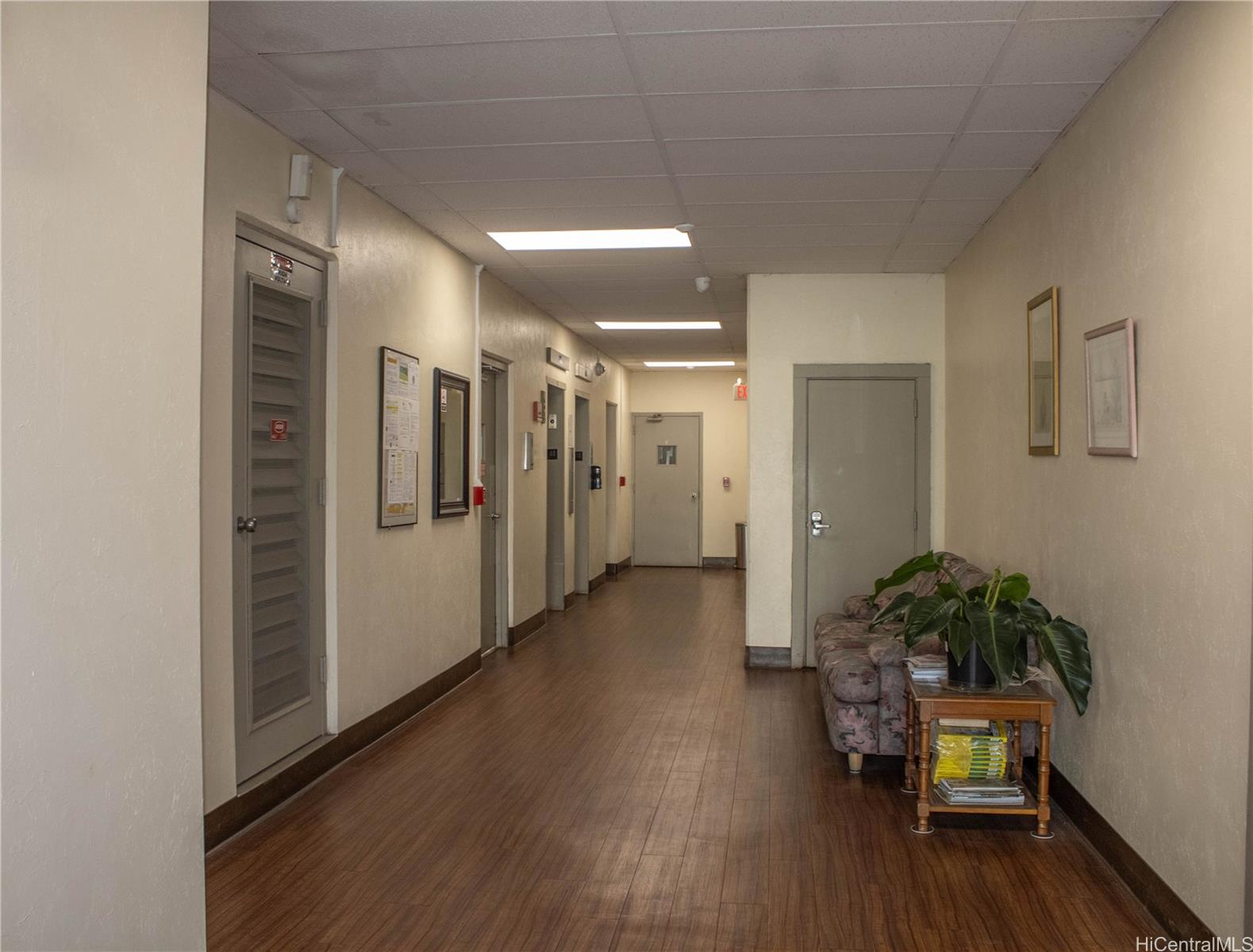 Hono Hale Towers condo # A53, Honolulu, Hawaii - photo 22 of 25