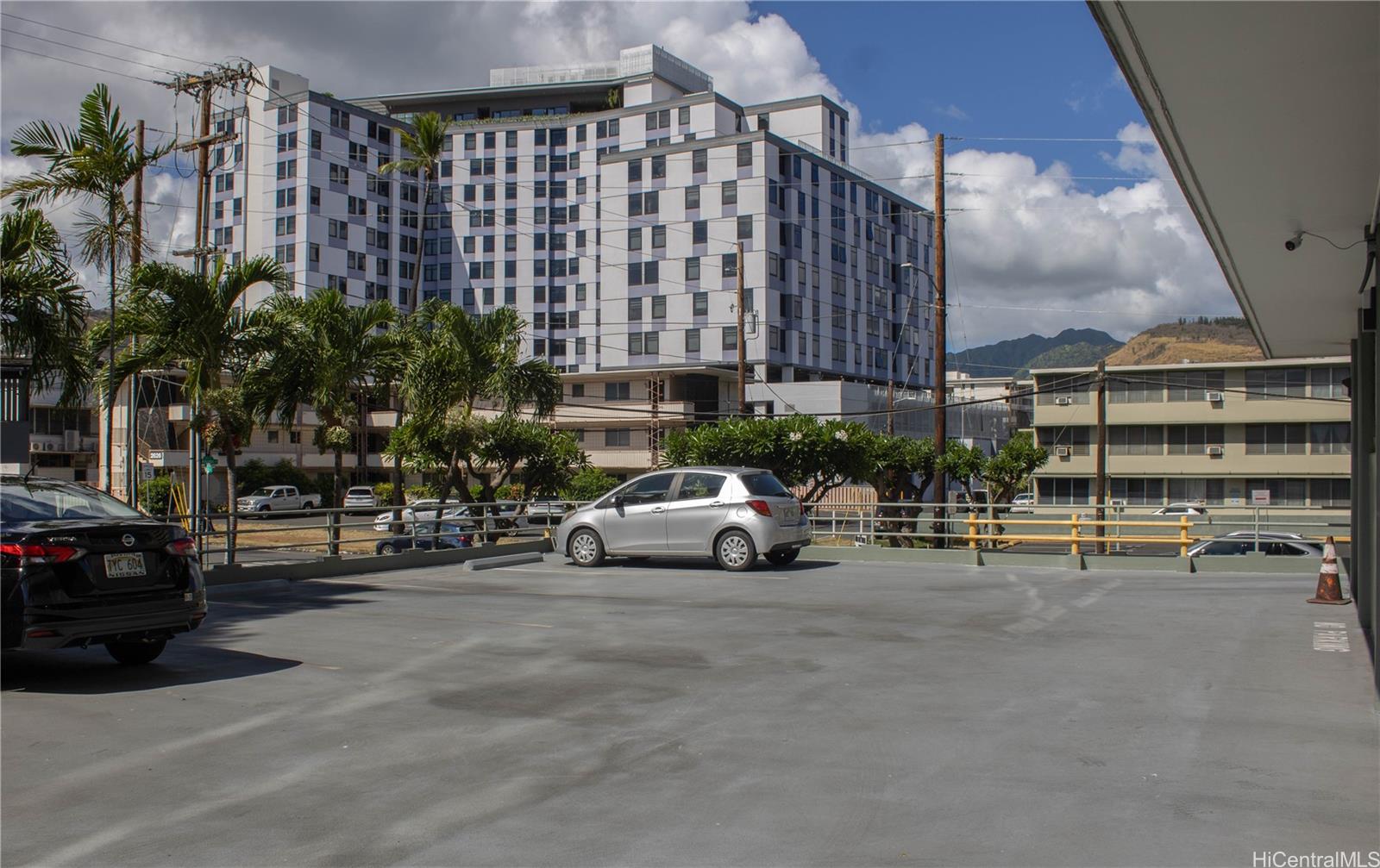 Hono Hale Towers condo # A53, Honolulu, Hawaii - photo 22 of 23