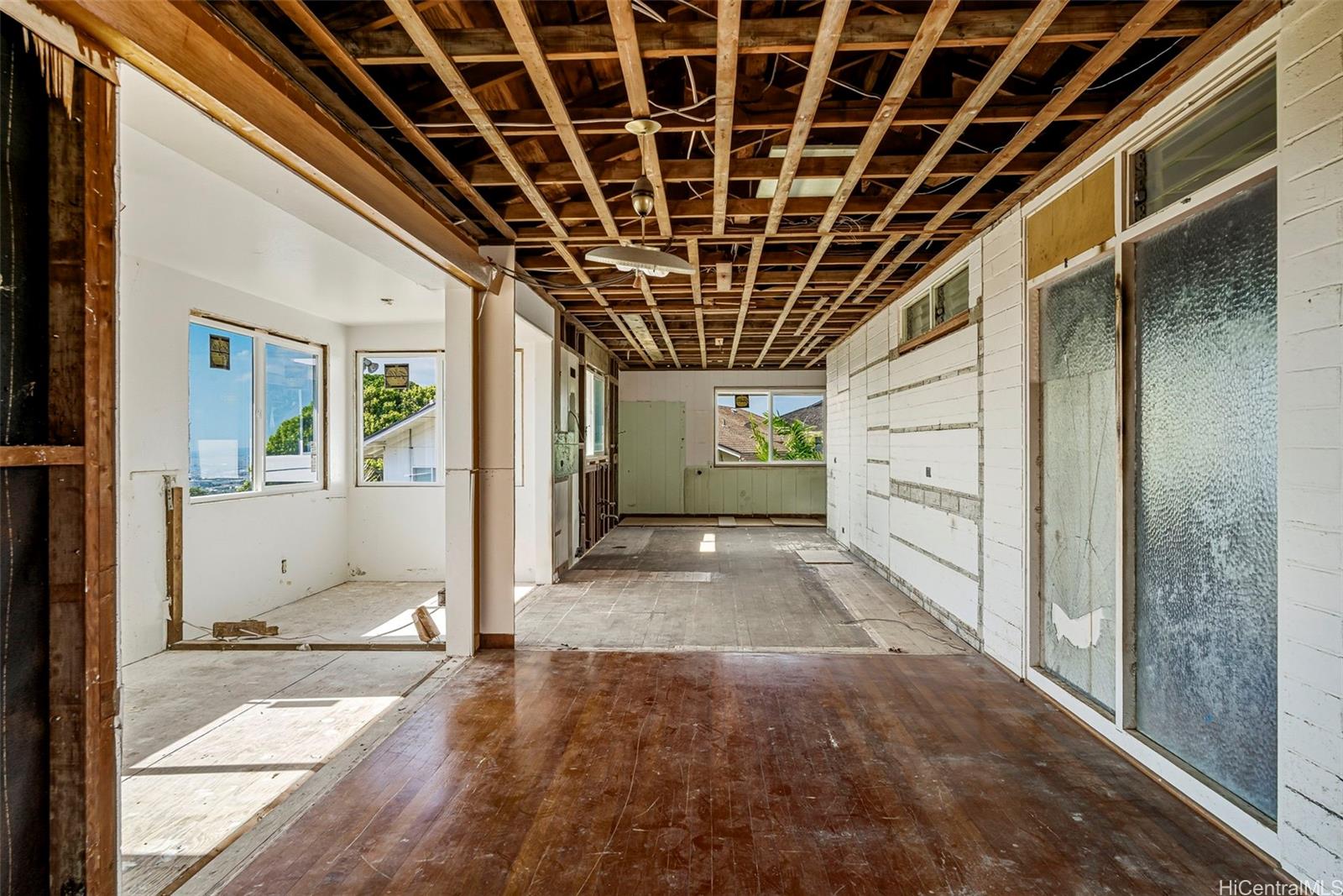 2641  Aaliamanu Place Makiki Heights, Honolulu home - photo 7 of 25