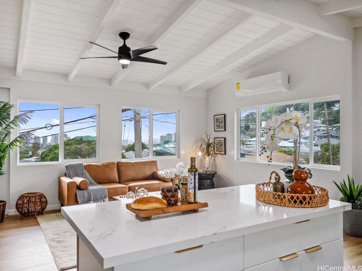 2645  Kekuanoni Street Pauoa Valley, Honolulu home - photo 14 of 22