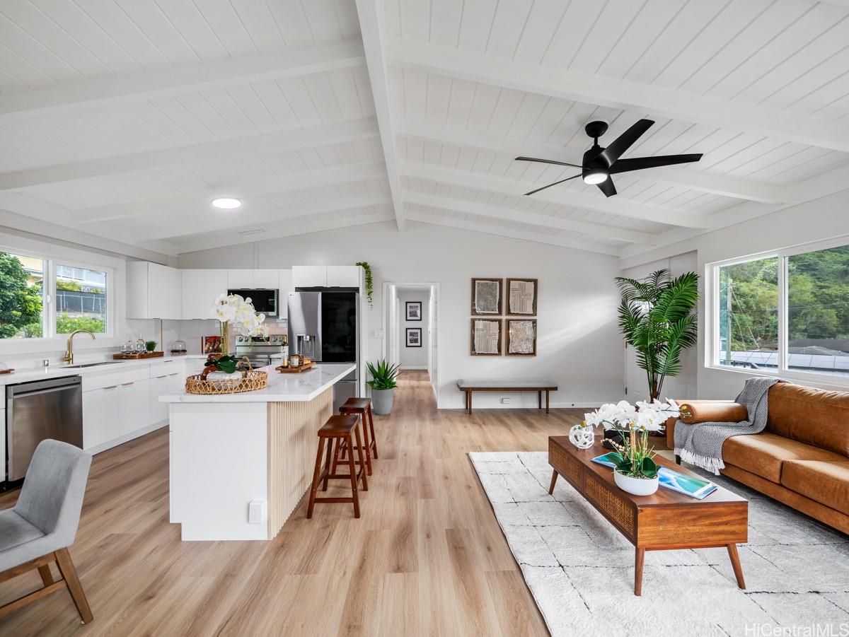 2645  Kekuanoni Street Pauoa Valley, Honolulu home - photo 3 of 22