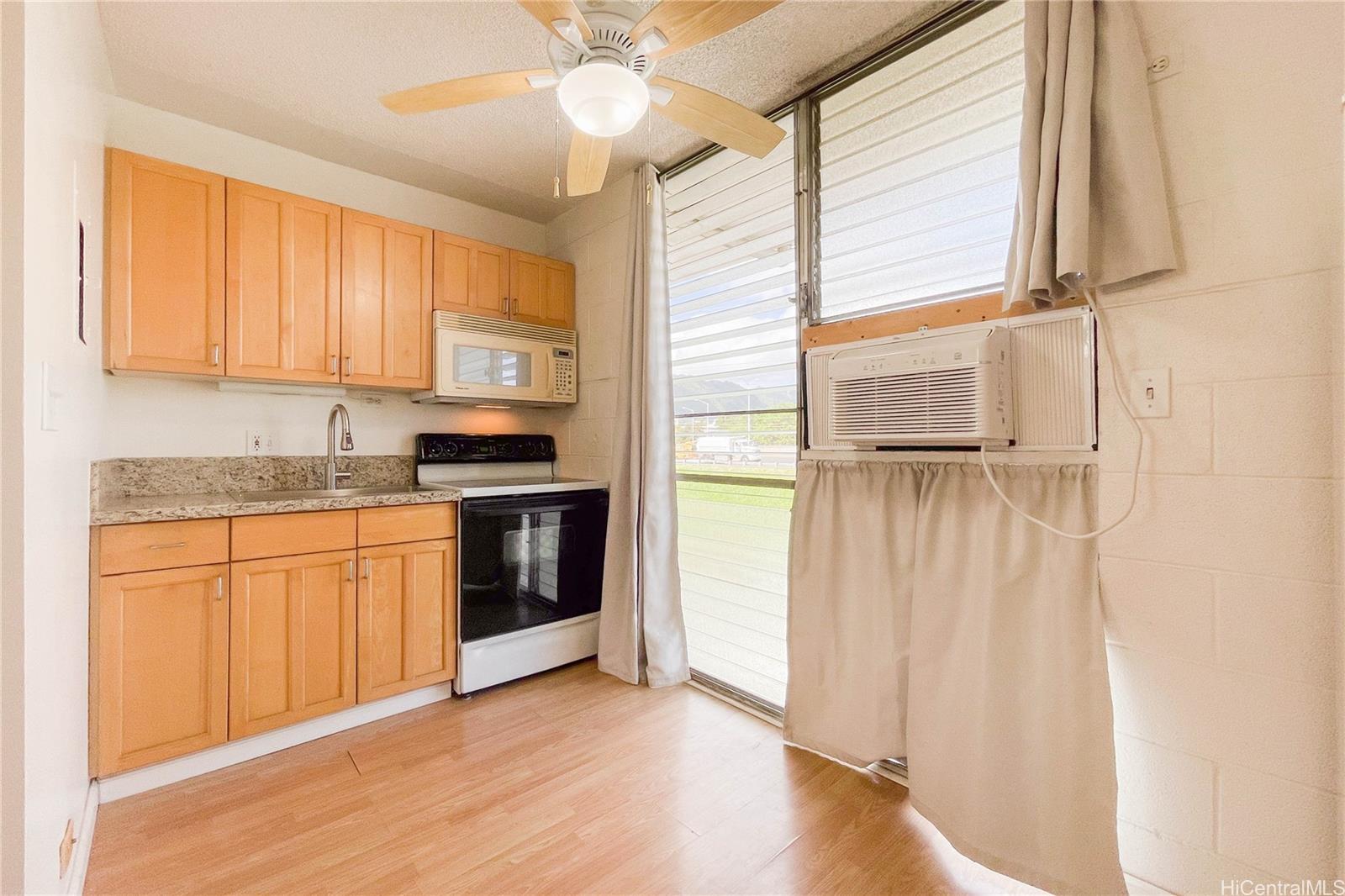 Varsity Villa condo # 411, Honolulu, Hawaii - photo 12 of 24