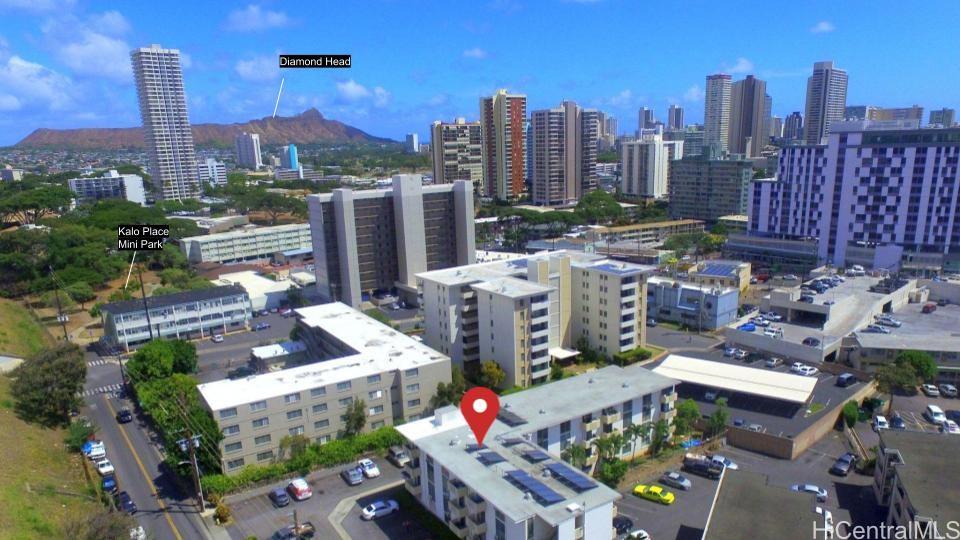 Varsity Villa condo # 411, Honolulu, Hawaii - photo 18 of 24