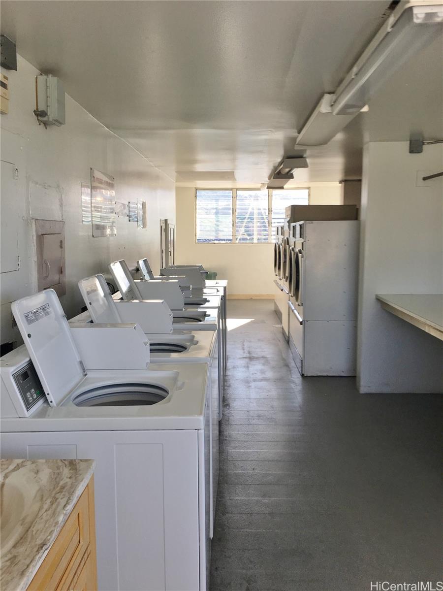 2651 Kuilei Street Honolulu - Rental - photo 16 of 19