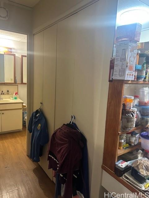 Hono Hale Towers condo # B23, Honolulu, Hawaii - photo 7 of 9