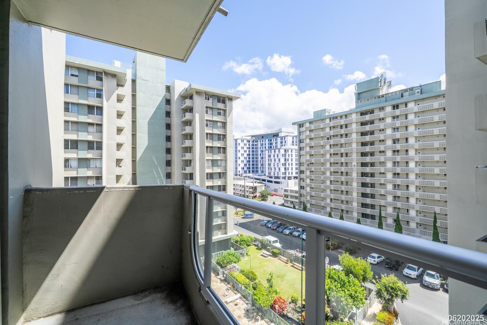 2651 Kuilei Street Honolulu - Rental - photo 12 of 22