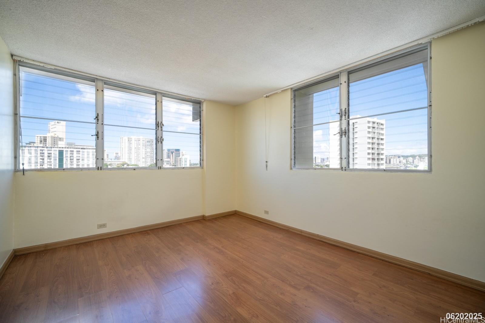 2651 Kuilei Street Honolulu - Rental - photo 17 of 22