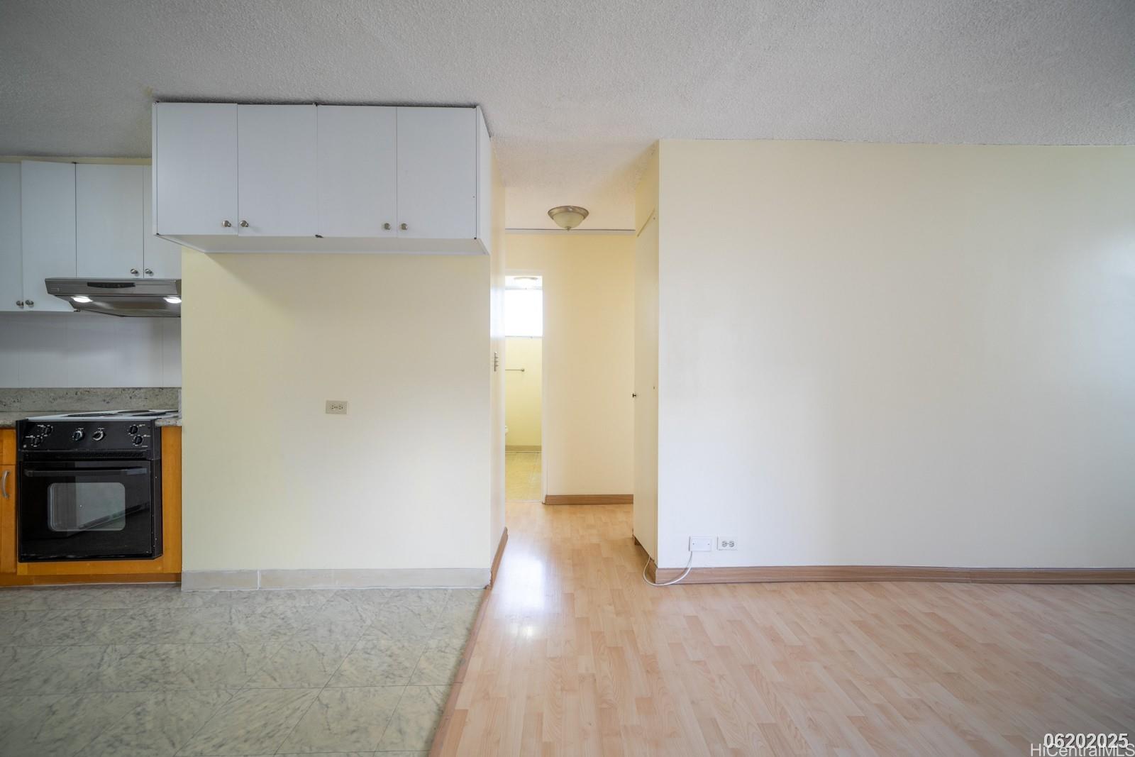 2651 Kuilei Street Honolulu - Rental - photo 8 of 22