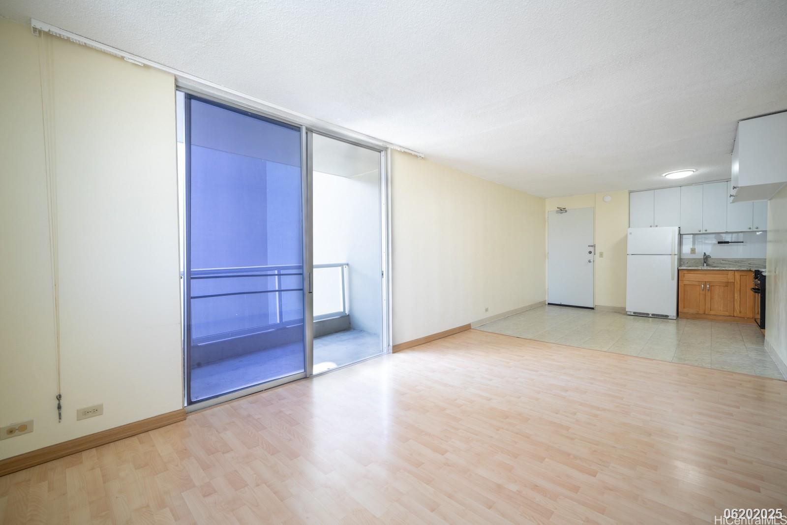 2651 Kuilei Street Honolulu - Rental - photo 10 of 22