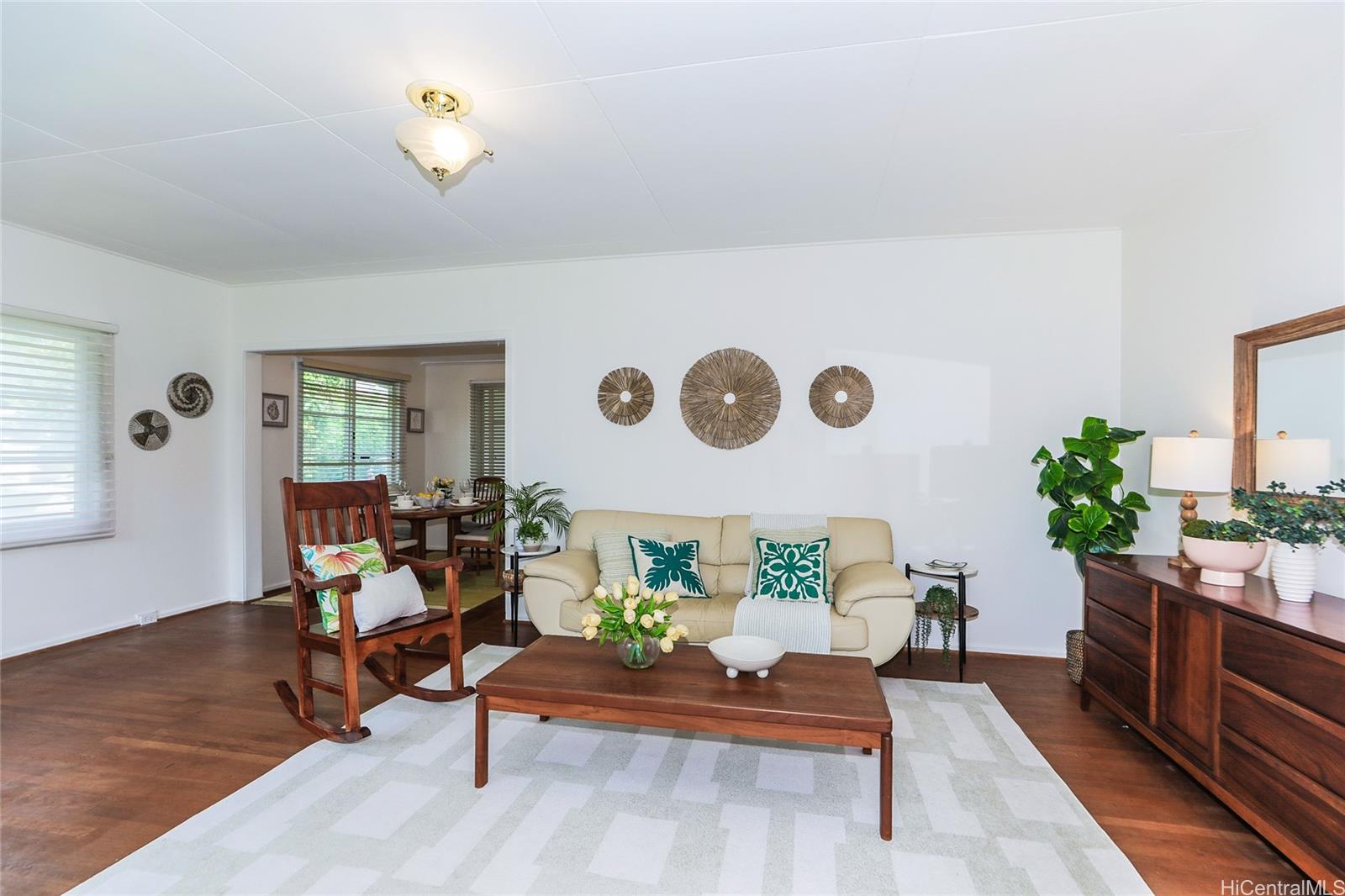 2654  Lowrey Ave Manoa Area, Honolulu home - photo 2 of 25