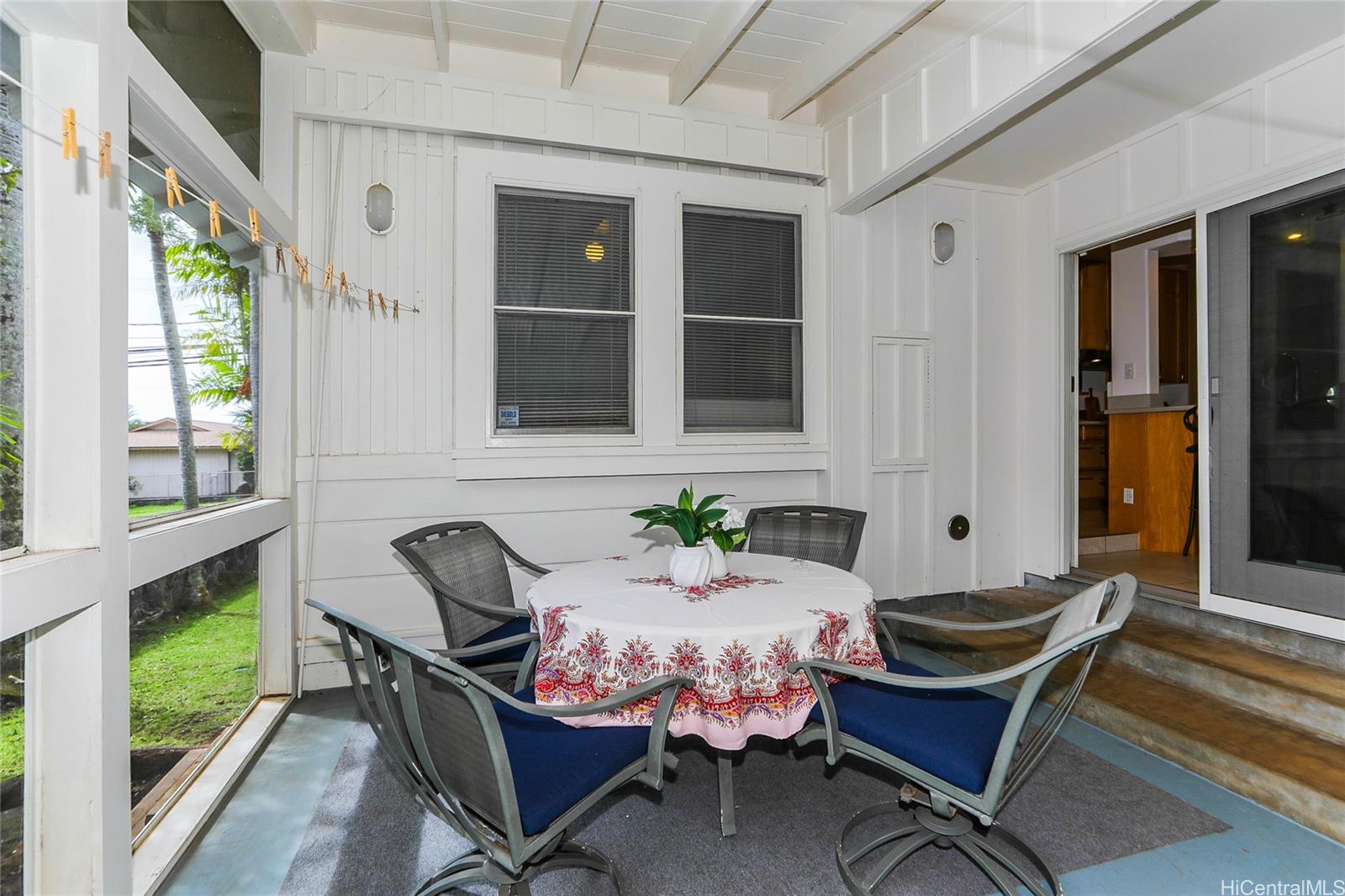 2654  Lowrey Ave Manoa Area, Honolulu home - photo 18 of 25