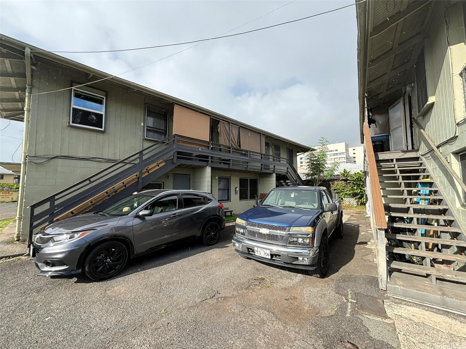 266 School Street Honolulu - Multi-family - photo 2 of 13