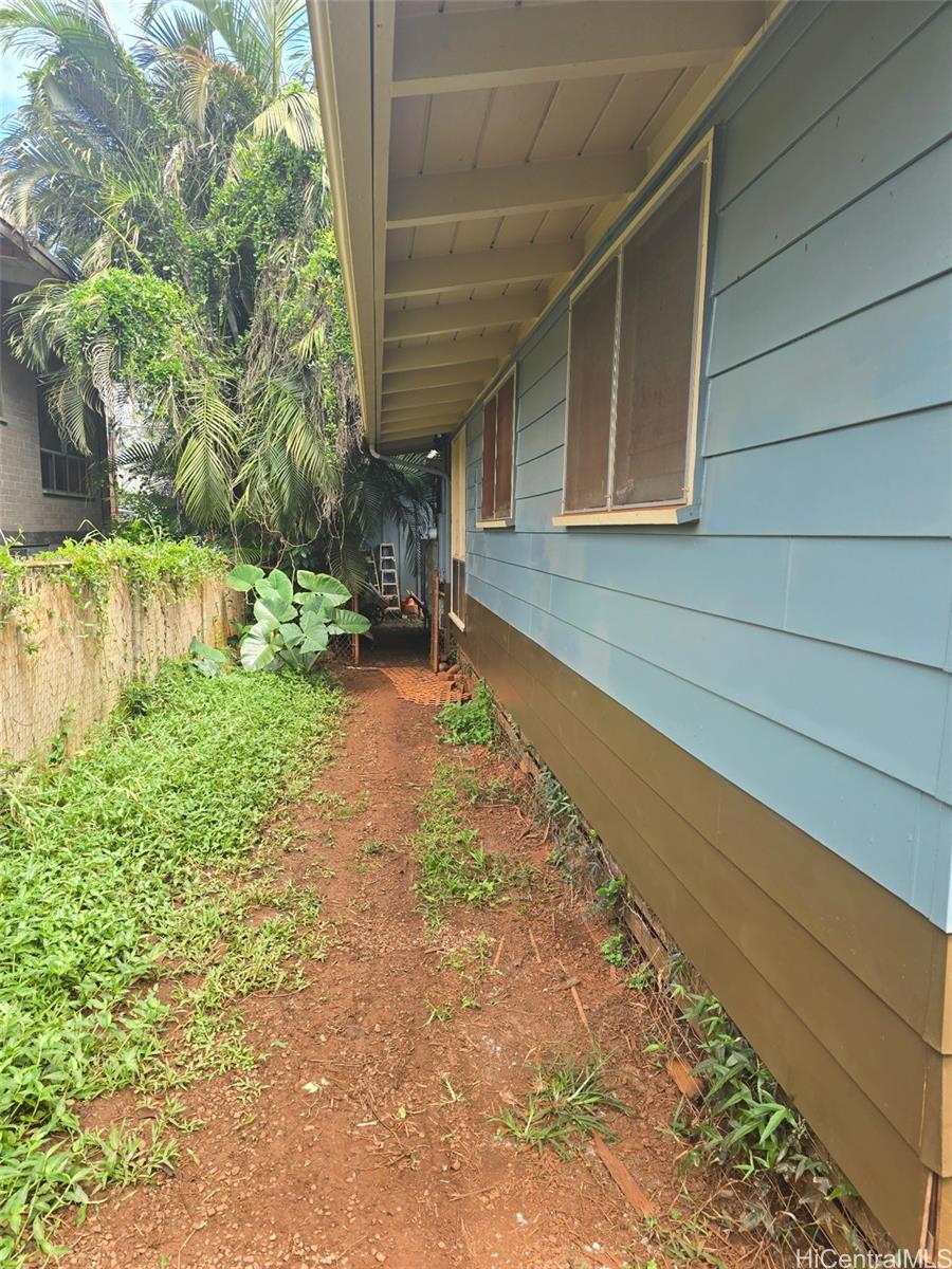 2667  Puninoni Street Wahiawa Heights, Central home - photo 18 of 25