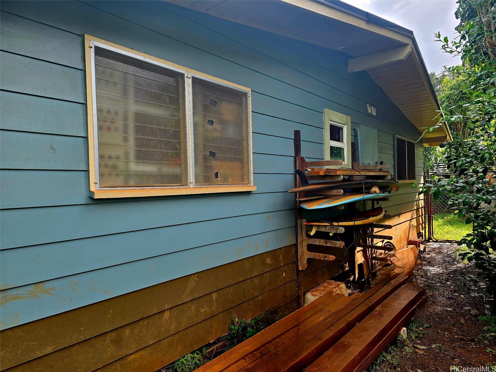 2667  Puninoni Street Wahiawa Heights, Central home - photo 6 of 8