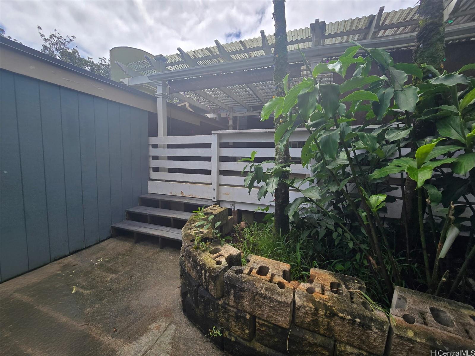 2667  Puninoni Street Wahiawa Heights, Central home - photo 6 of 25