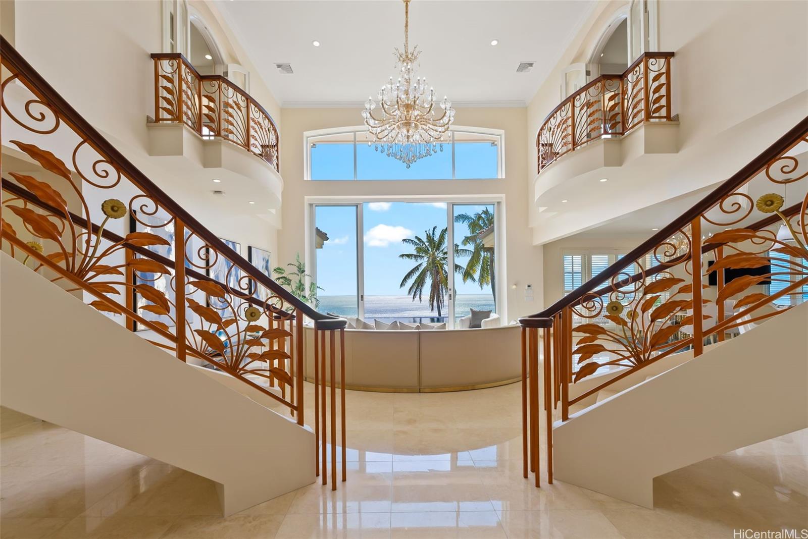 269  Kaialii Place Hawaii Loa Ridge, Diamond Head home - photo 2 of 25