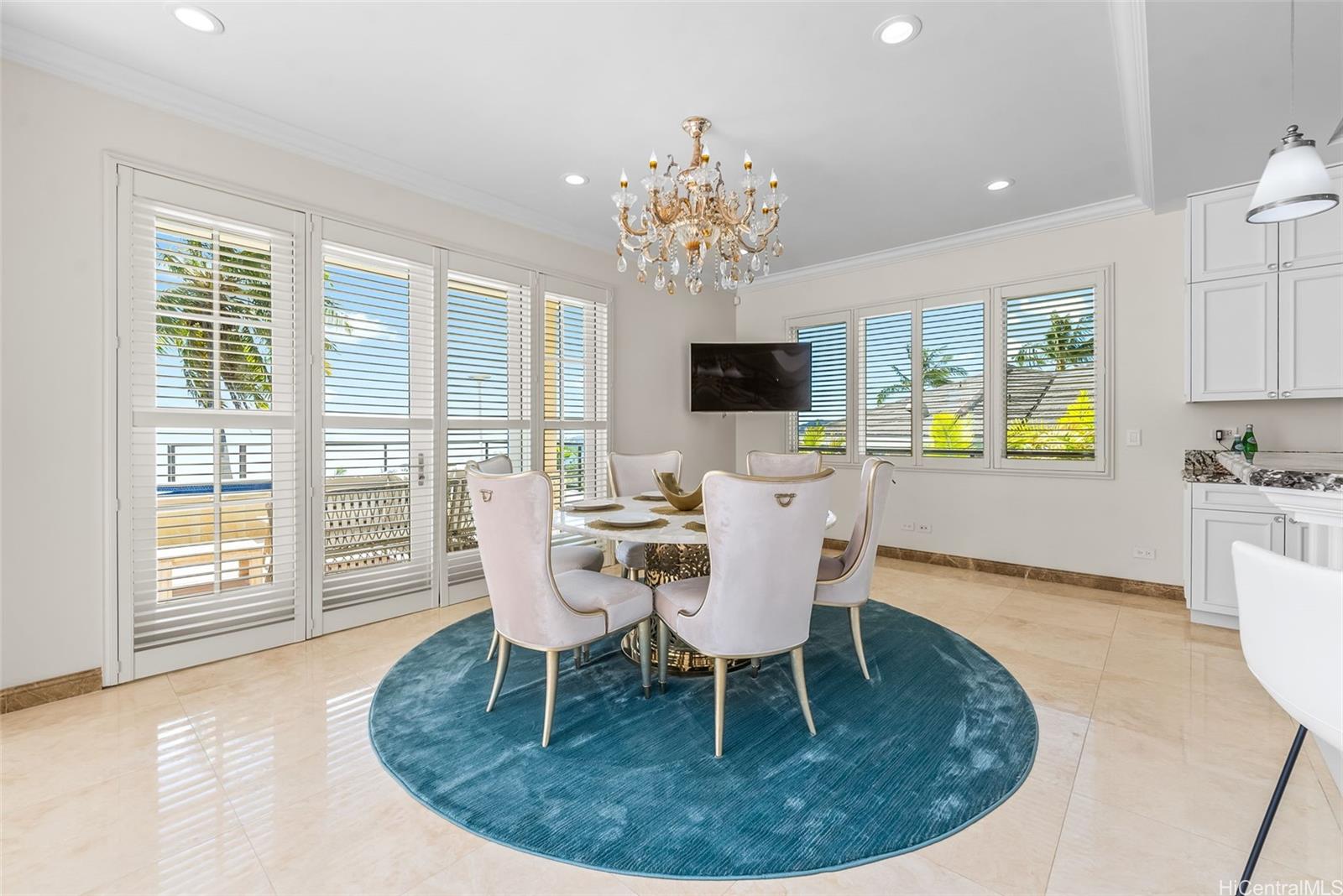 269  Kaialii Pl Hawaii Loa Ridge, Diamond Head home - photo 11 of 16