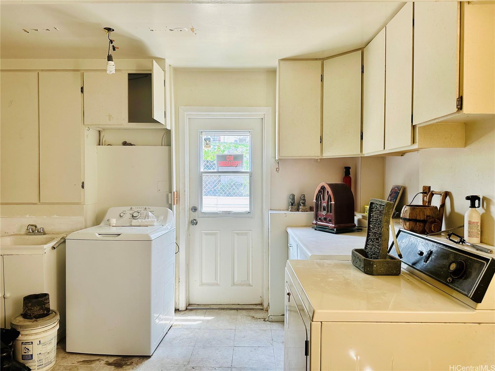 27  Kauila Street Nuuanu-lower, Honolulu home - photo 19 of 20