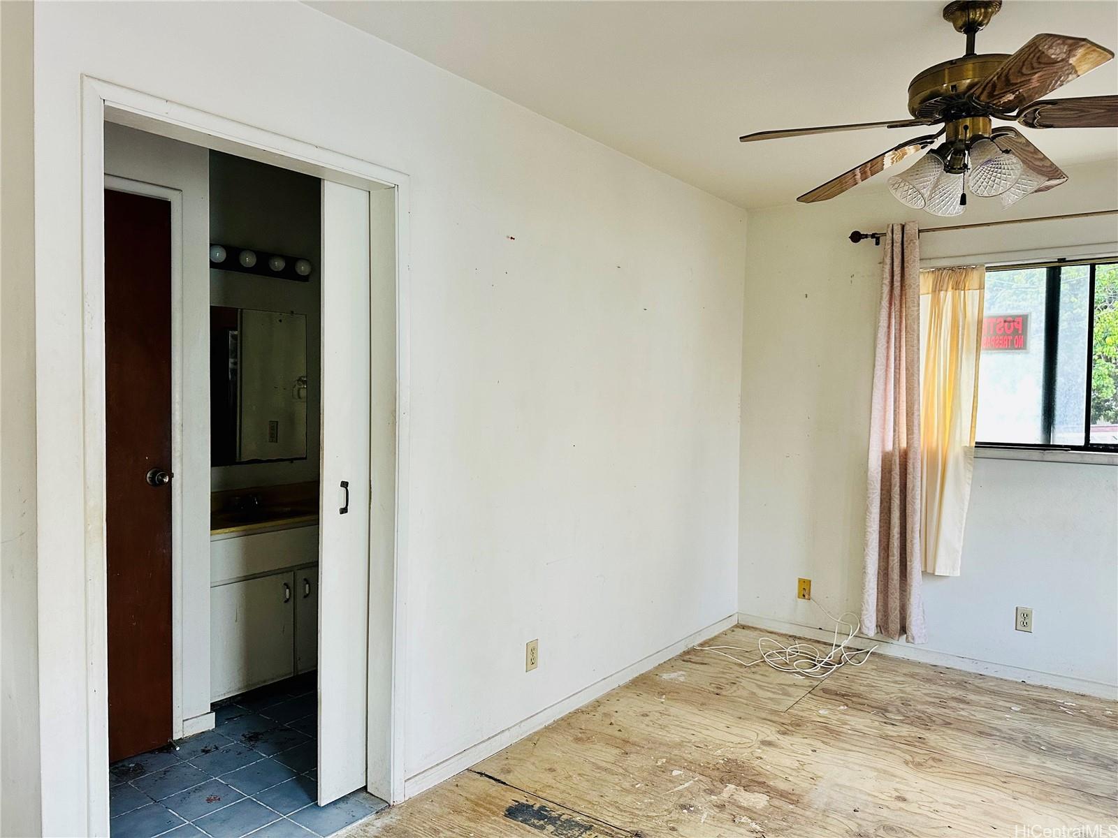 27  Kauila Street Nuuanu-lower, Honolulu home - photo 4 of 20