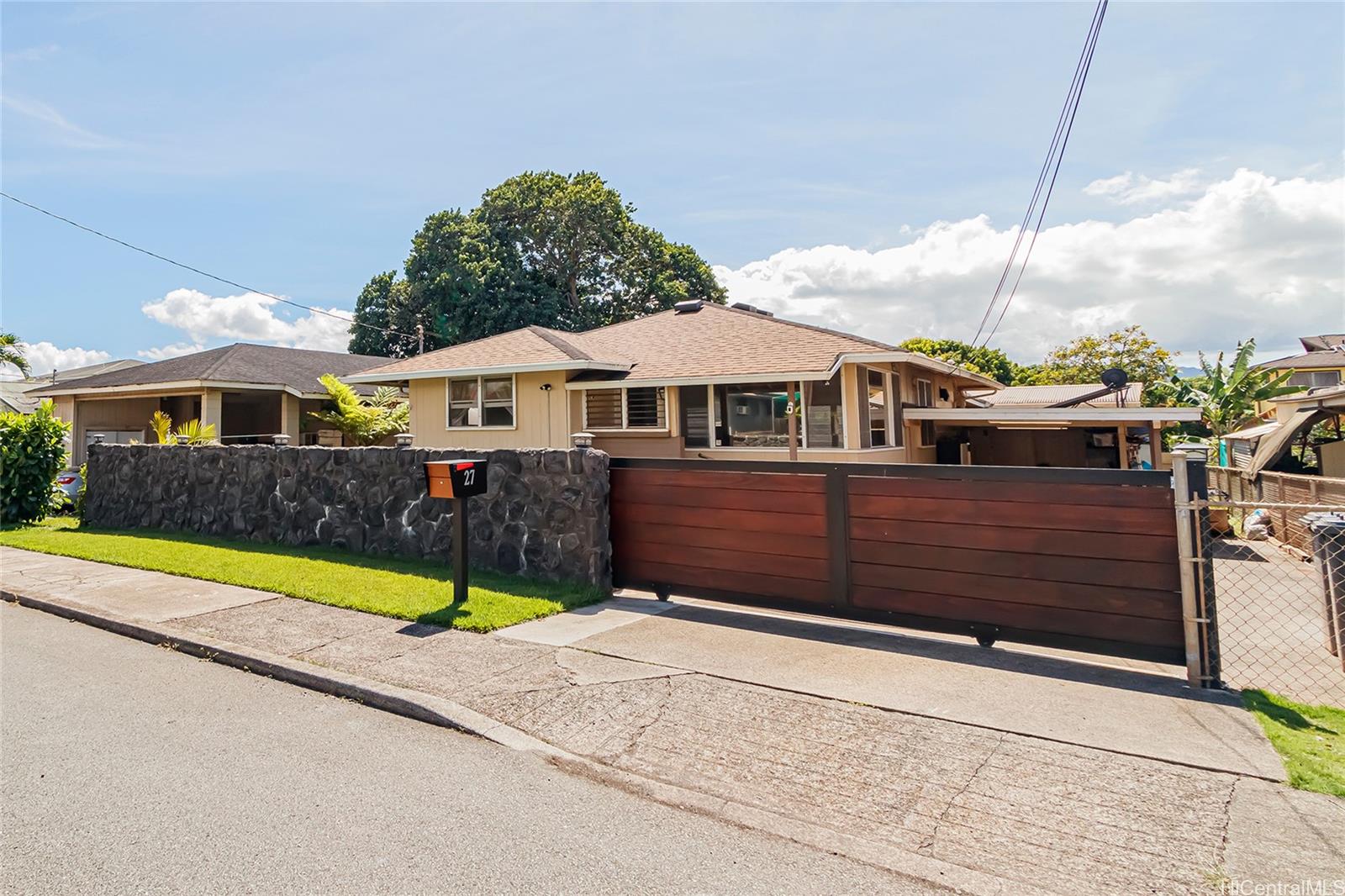 27 Rose Street Wahiawa Area, Wahiawa, Hi Multi Family home Withdrawn