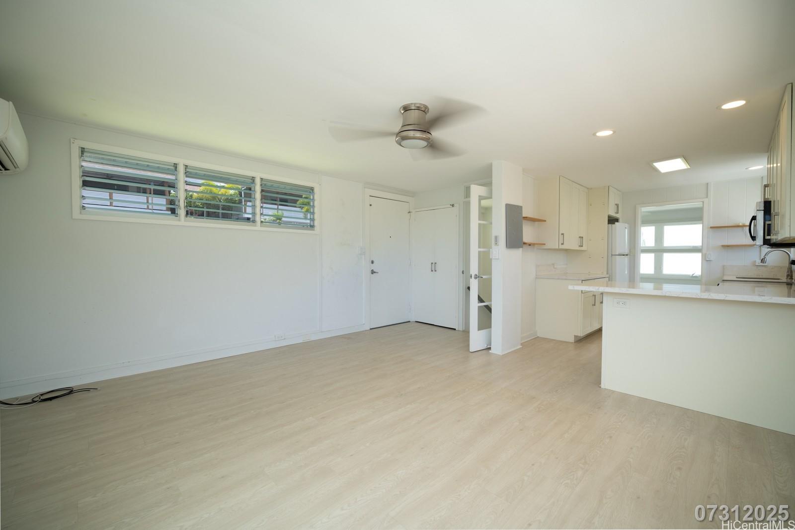 2709 Hillside Ave Honolulu - Rental - photo 5 of 21