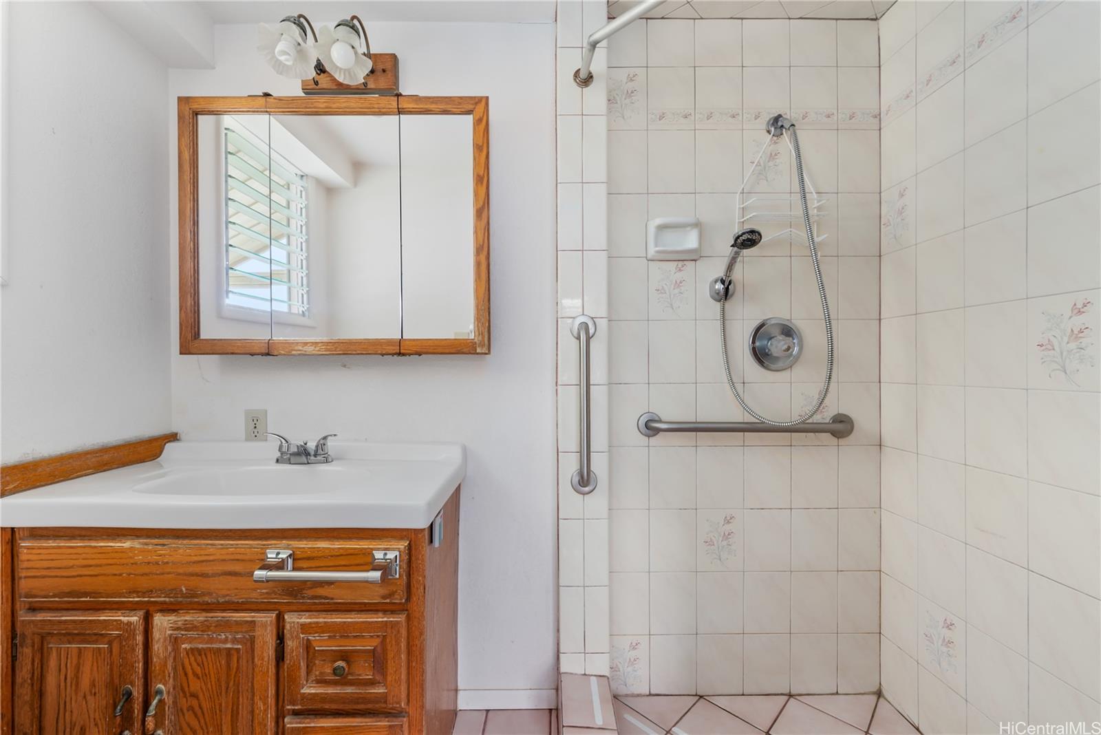 2712  Pulena Place Manoa Area, Honolulu home - photo 12 of 25