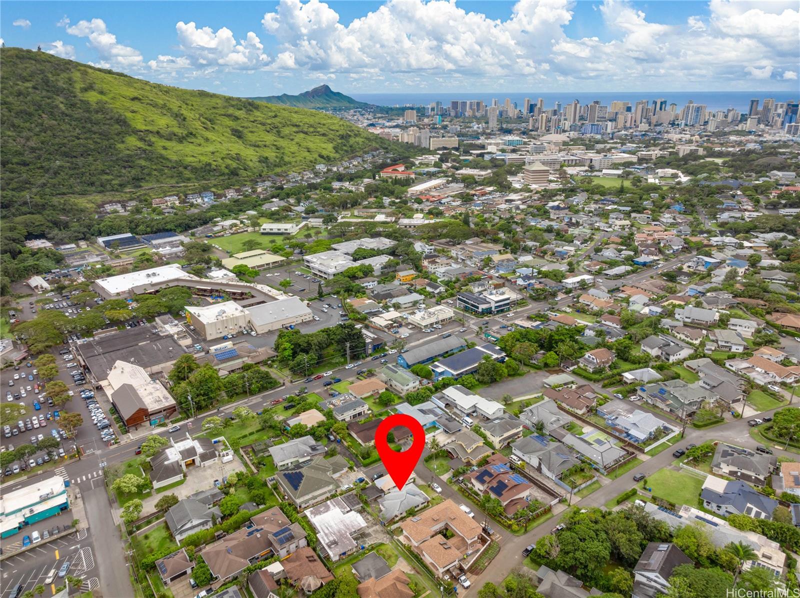 2712  Pulena Place Manoa Area, Honolulu home - photo 3 of 25