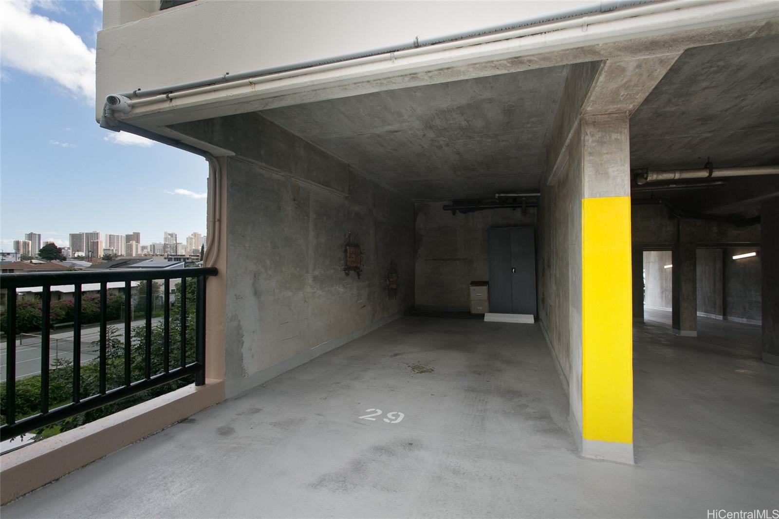 Parkland Gardens condo # 503, Honolulu, Hawaii - photo 4 of 15