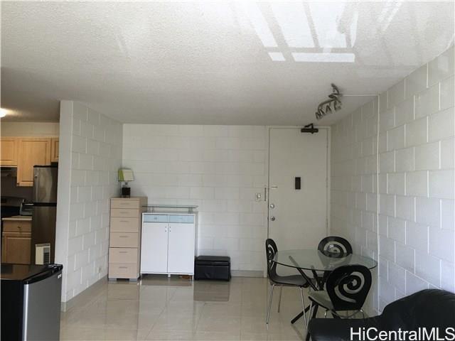 Parkland Gardens condo # 503, Honolulu, Hawaii - photo 8 of 15