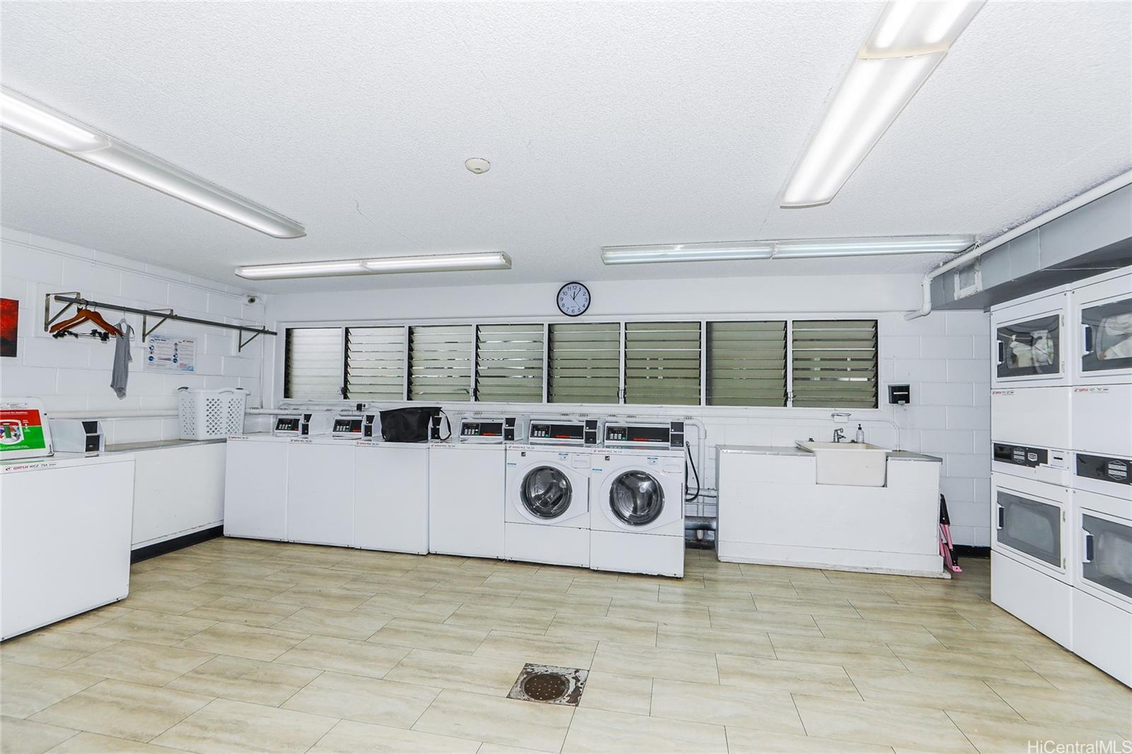 Parkland Gardens condo # 805, Honolulu, Hawaii - photo 18 of 21