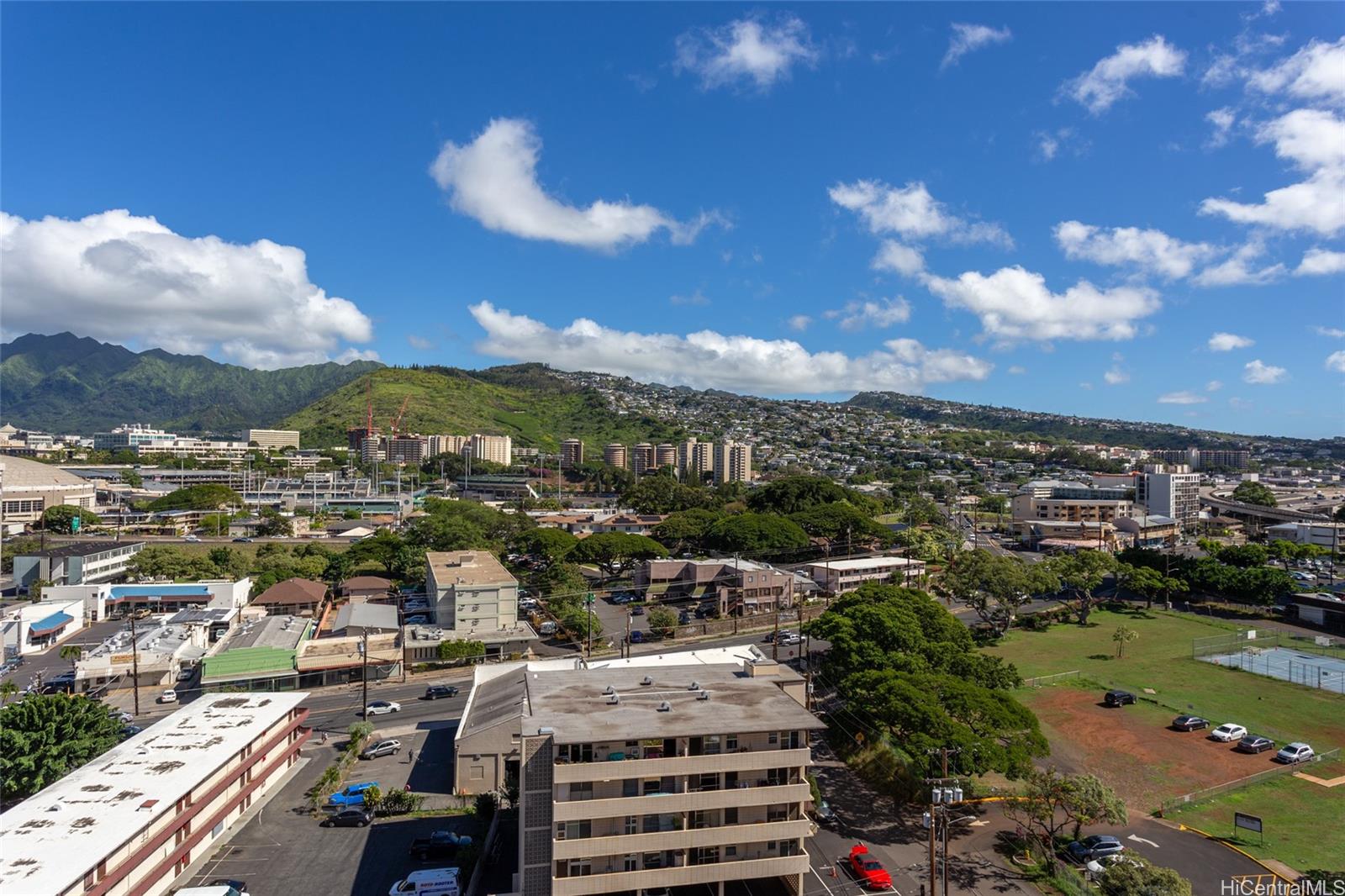 Kings Gate condo # 1601, Honolulu, Hawaii - photo 16 of 25