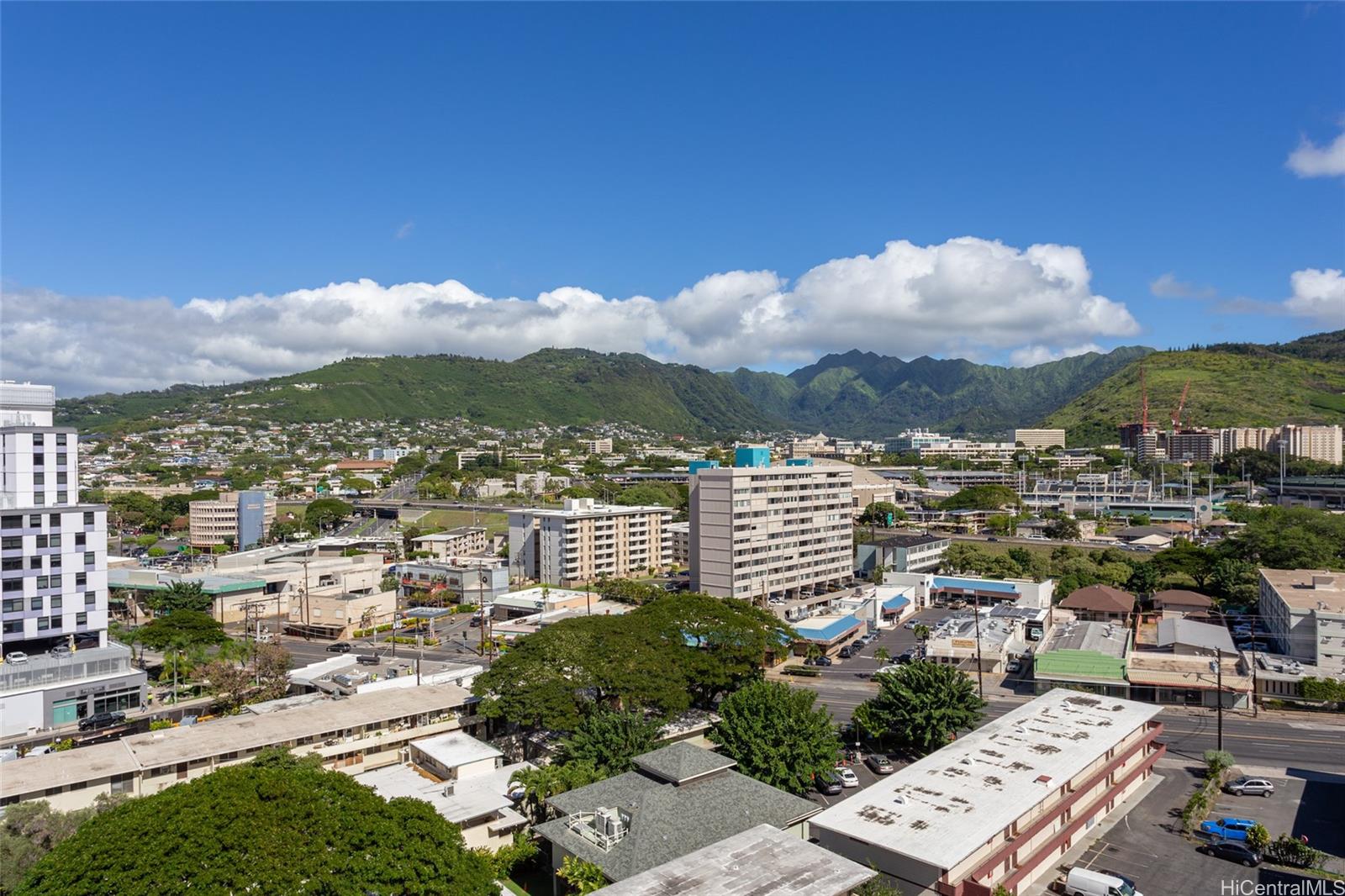 Kings Gate condo # 1601, Honolulu, Hawaii - photo 17 of 25