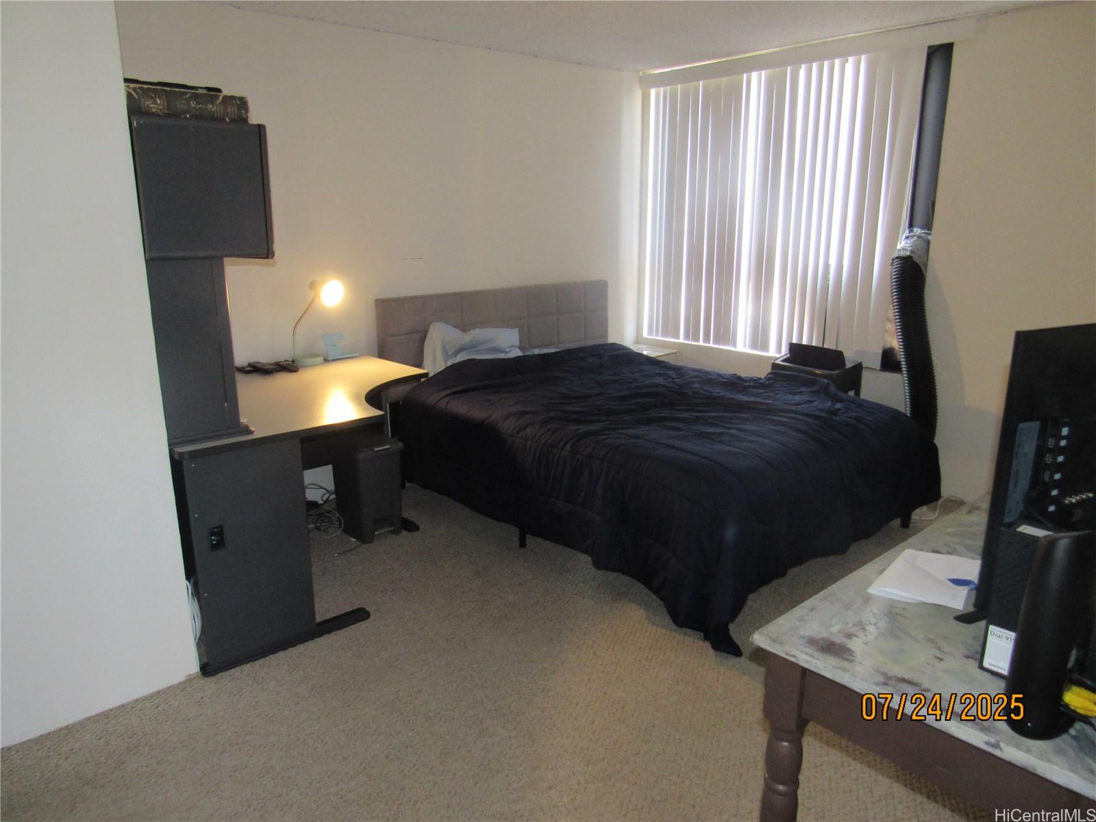 Kings Gate condo # 1607, Honolulu, Hawaii - photo 9 of 11