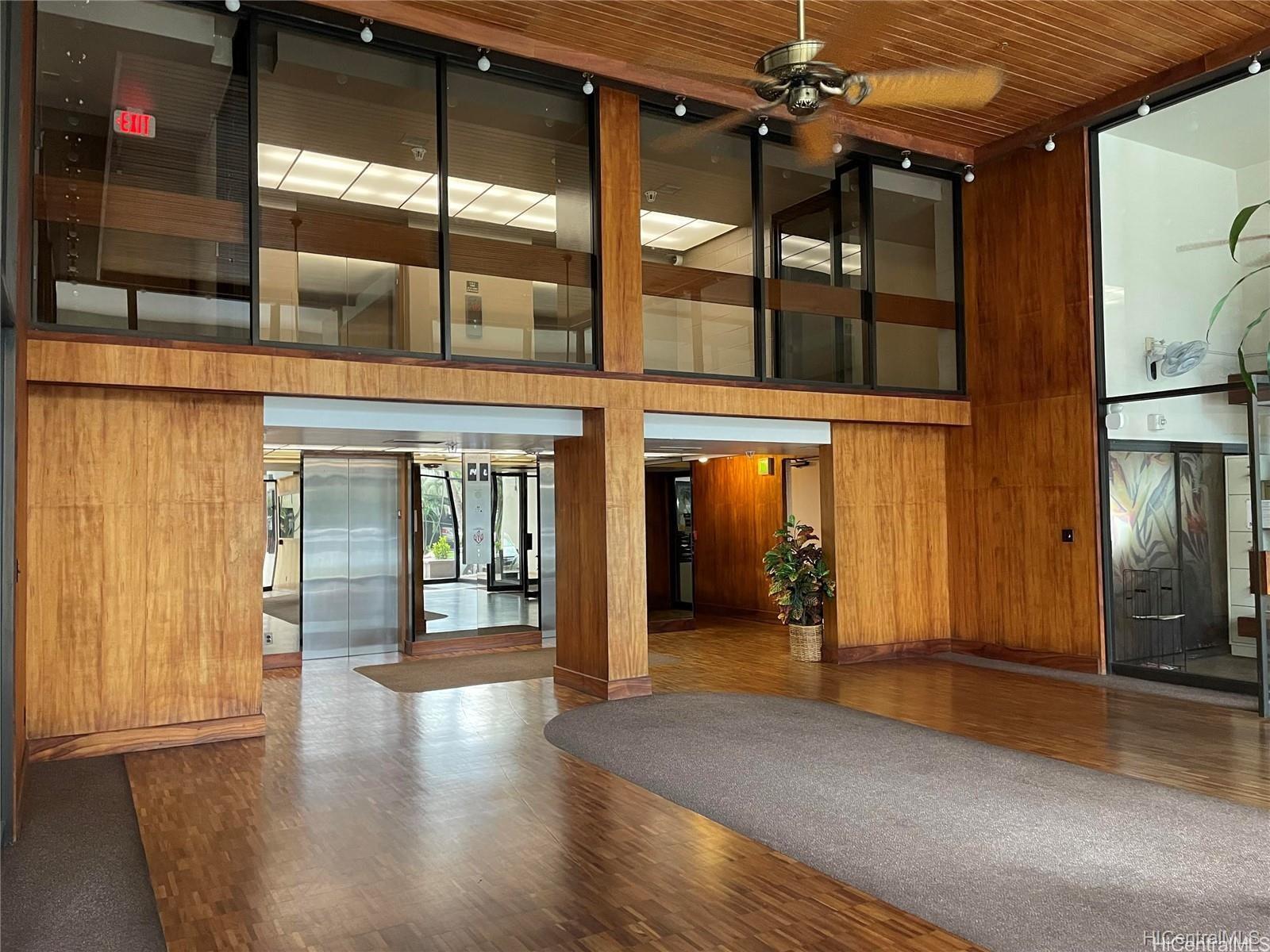 2724 Kahoaloha Ln Honolulu - Rental - photo 7 of 9