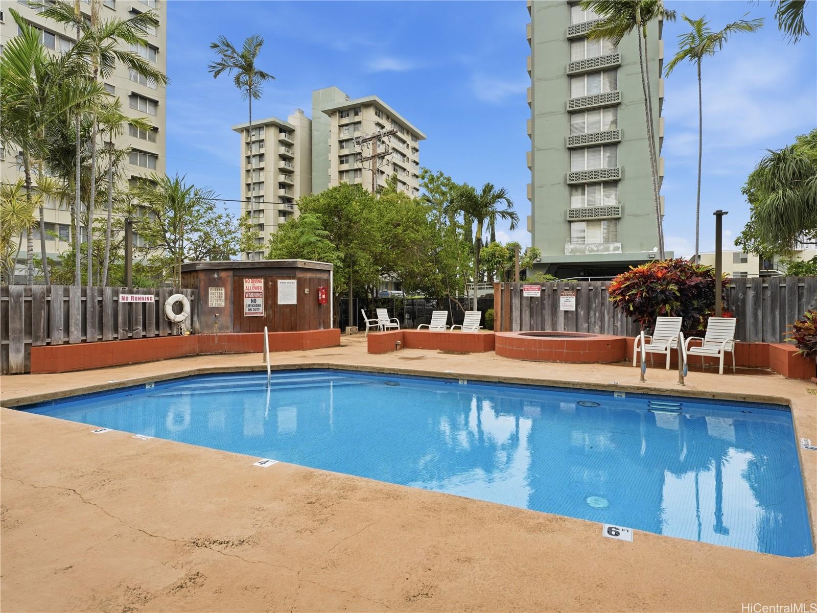 Kings Gate condo # 1805, Honolulu, Hawaii - photo 17 of 19