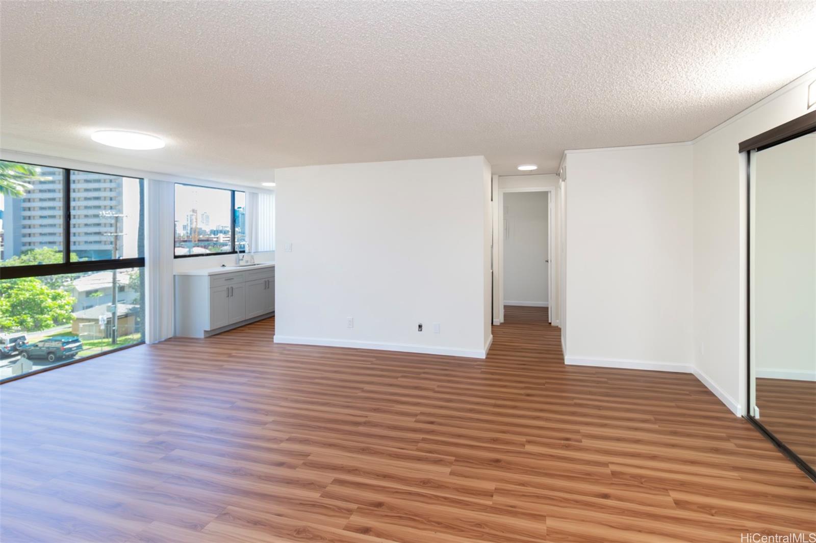 2724 Kahoaloha Ln Honolulu - Rental - photo 4 of 21