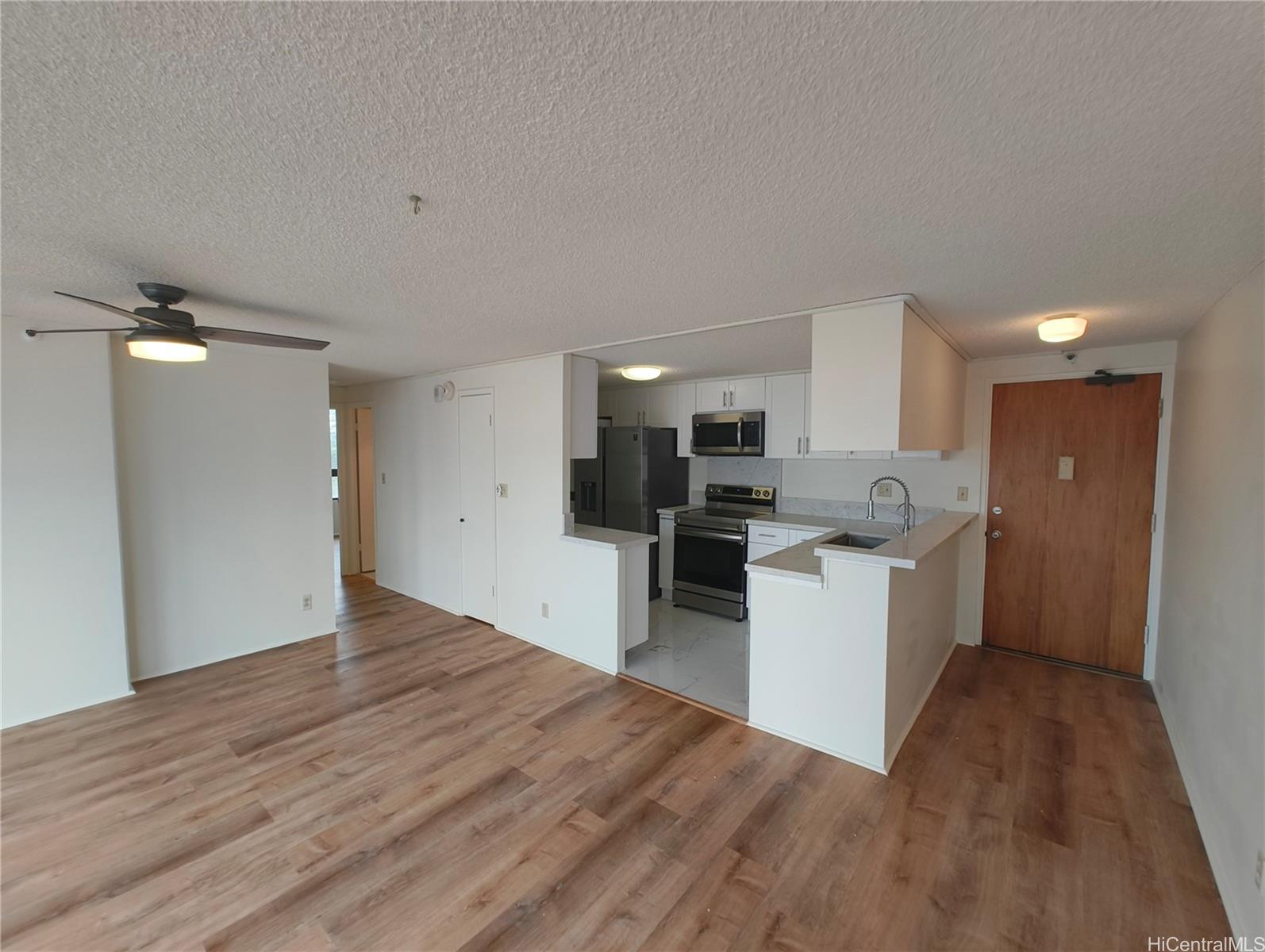 2724 Kahoaloha Lane Honolulu - Rental - photo 2 of 11