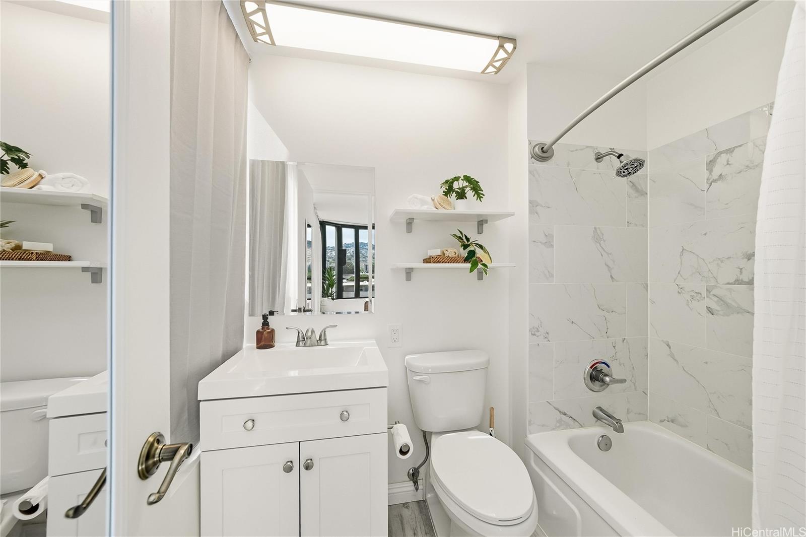 Kings Gate condo # 803, Honolulu, Hawaii - photo 8 of 21