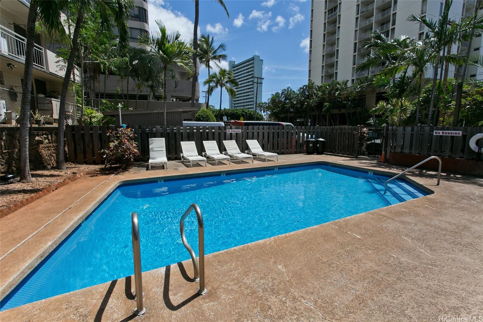 Kings Gate condo # 806, Honolulu, Hawaii - photo 14 of 17