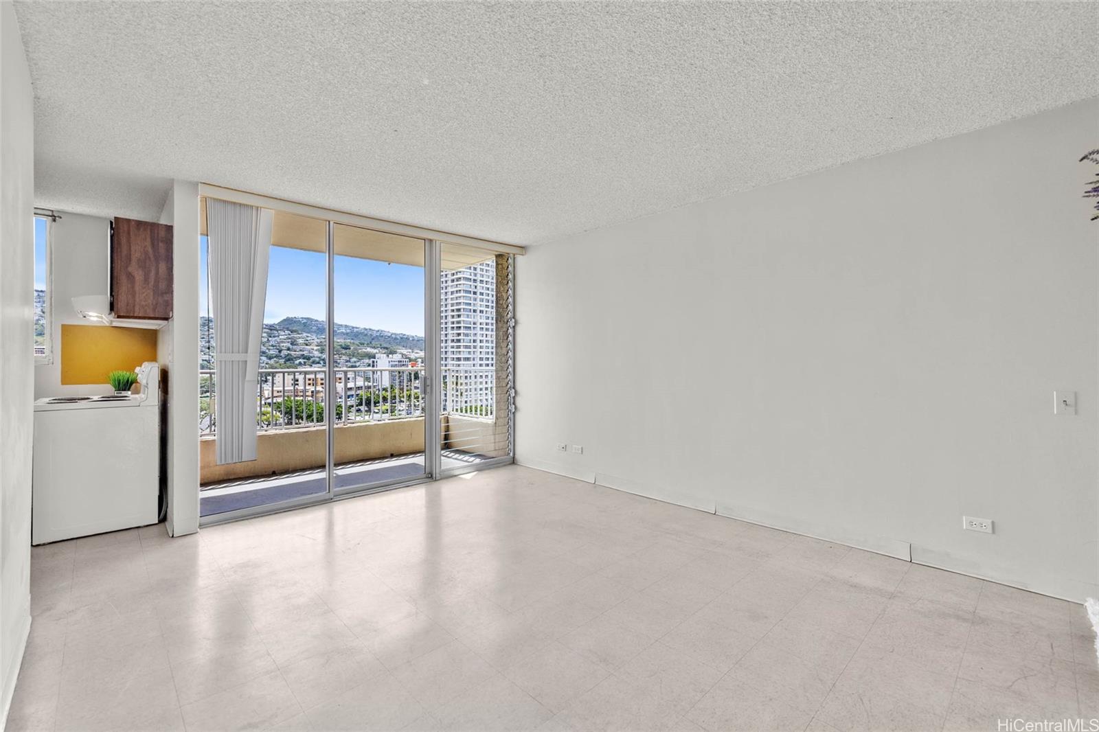 Hale Kulanui condo # 1101, Honolulu, Hawaii - photo 3 of 20