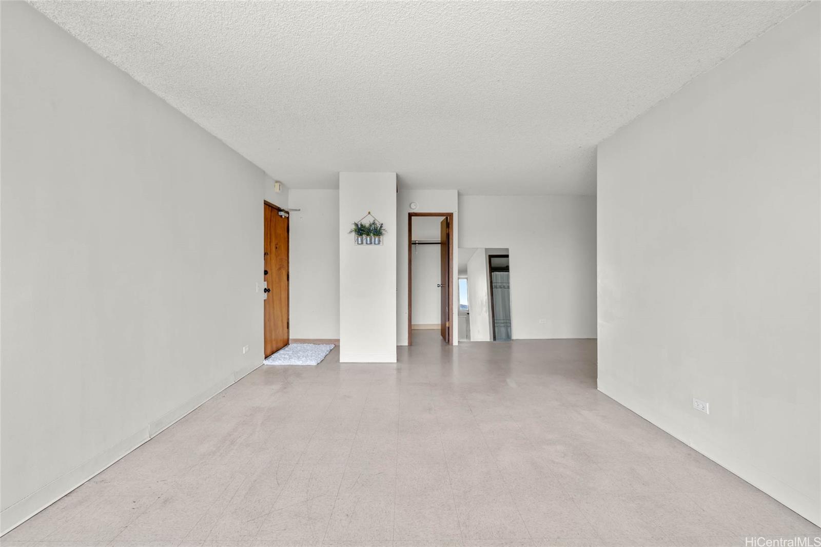 Hale Kulanui condo # 1101, Honolulu, Hawaii - photo 4 of 19