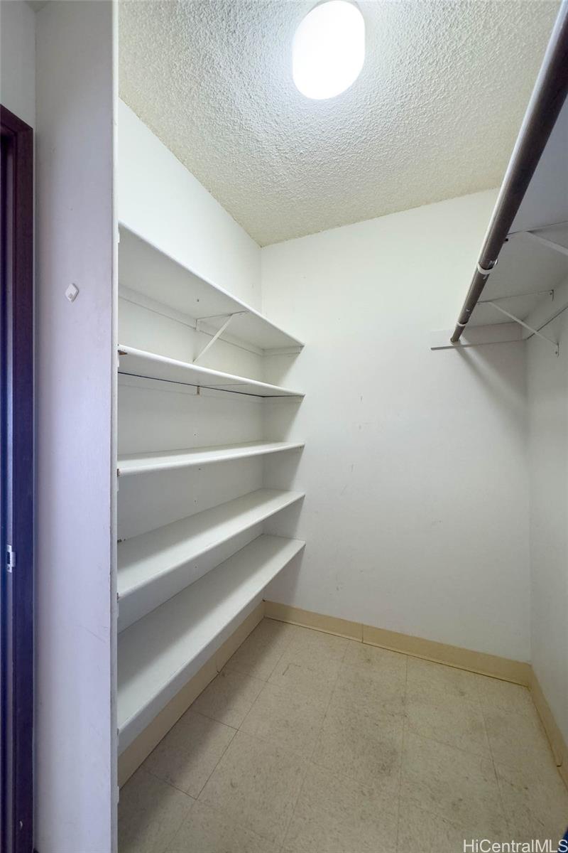 Hale Kulanui condo # 1101, Honolulu, Hawaii - photo 10 of 20