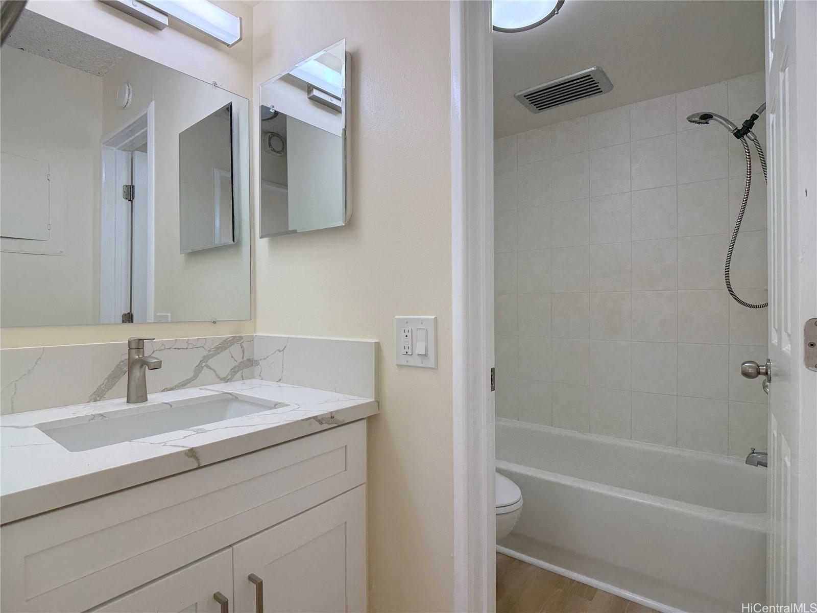 2740 Kuilei St Honolulu - Rental - photo 6 of 12