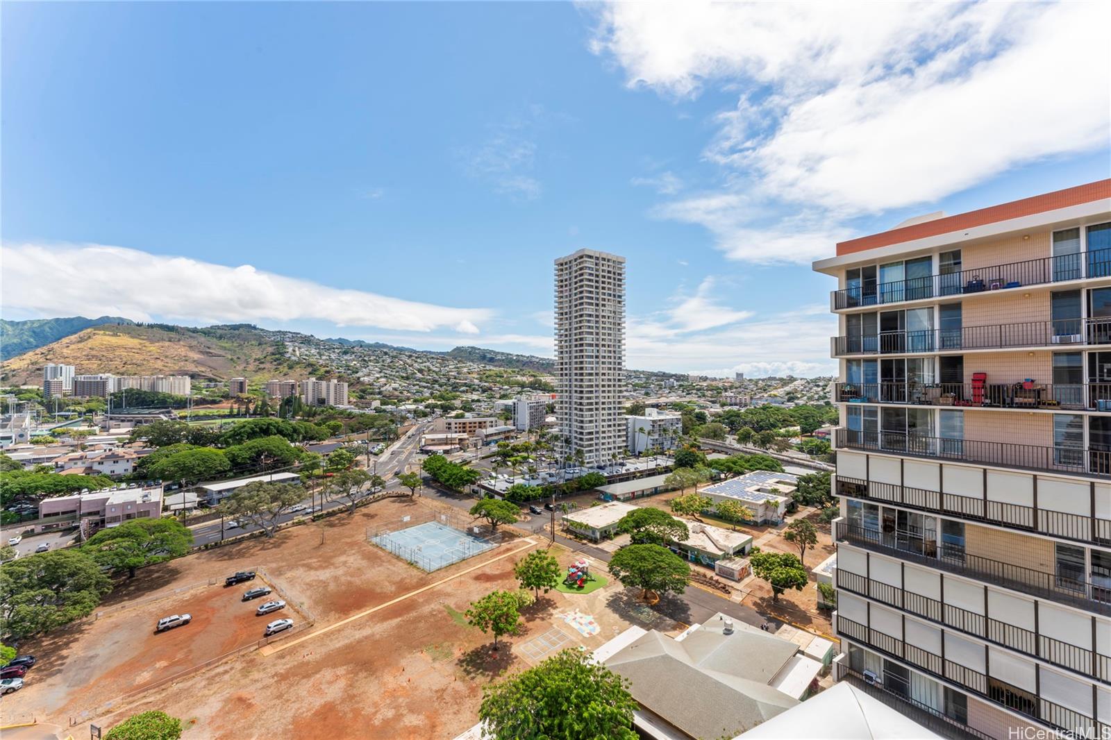 Hale Kulanui condo # 1902, Honolulu, Hawaii - photo 14 of 23